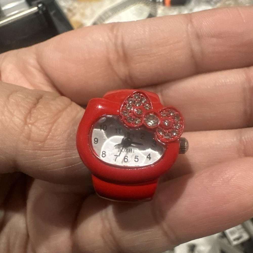 New Hello Kitty Finger Ring Watch Adjustable Steel Strap Red Glass Face